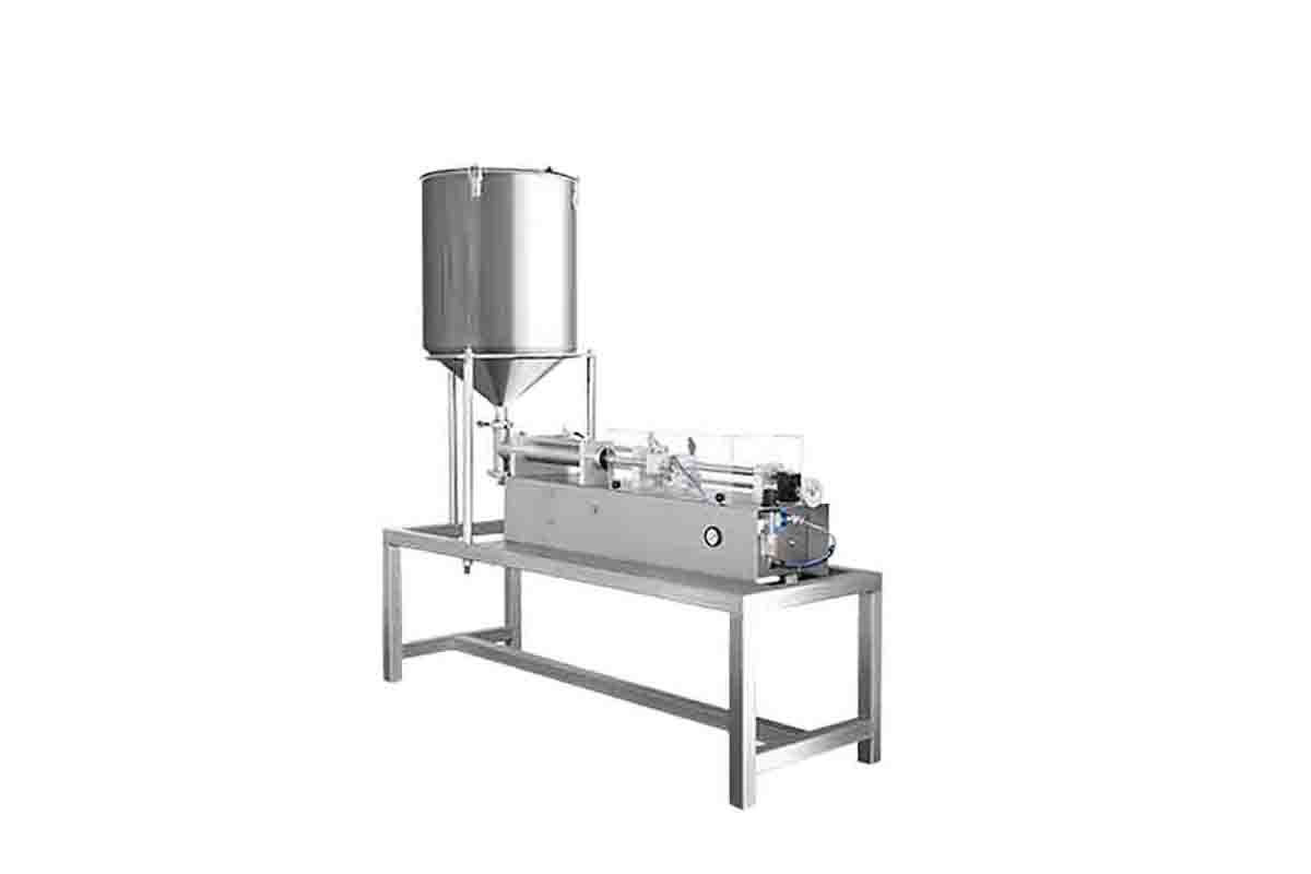 semi automactic liquid filling machine